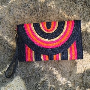 Mud Pie Straw Clutch